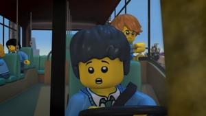 Ninjago: Masters of Spinjitzu Epizóda 4 - Závod ninjabal
